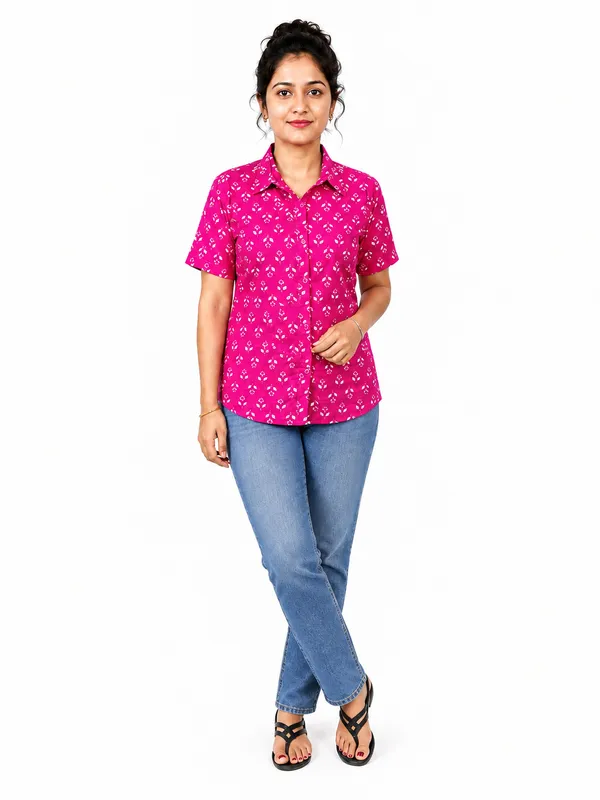 Women's_floral_print_Short_sleeve_shirt