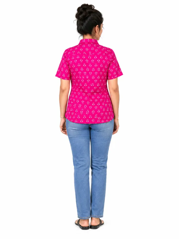 Women's_floral_print_Short_sleeve_shirt