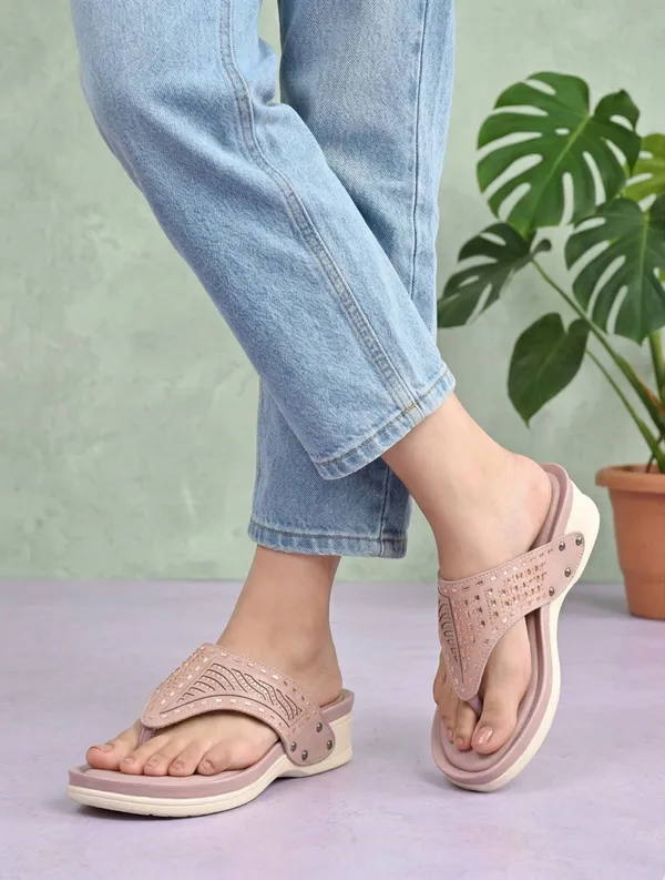 EVICTA_Evicta_Women_Wedges_&_Partywear_Sandal_Casuals_For_Women_(Pink_,_5)