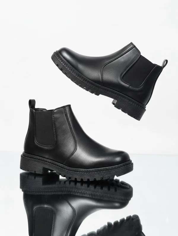 EVICTA_Evicta_synthetic_Leather_Lightweaight_Trendy_Walking_Slip_On_chalsea_boot_Boots_For_Men_(Black_,_7)