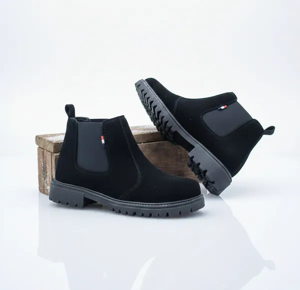 EVICTA_Evicta_synthetic_Leather_Lightweaight_Trendy_Walking_zip_chalsea_boot_Boots_For_Men_(Black_,_10)