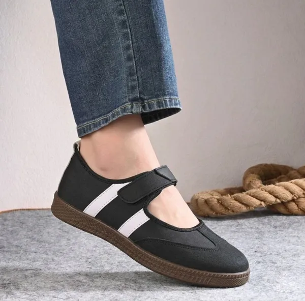 EVICTA_Evicta_Girls_casual_collage_wear_Girls_Bellies,_Bellies_For_Women_Women_Bellies_(Black_,_8)