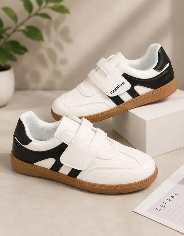 EVICTA_Evicta_Retro_Street_Classic_Women’s_Velcro_Formal_Casuals_For_Women_(White_,_8)