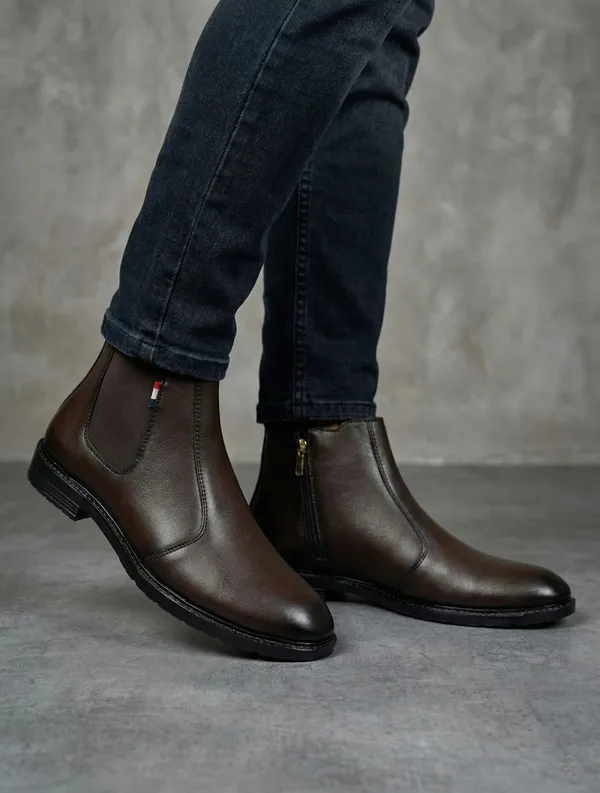 EVICTA_synthetic_Leather_Lightweaight_Trendy_Walking_zip_chalsea_boot_Boots_For_Men_(Brown_,_7)