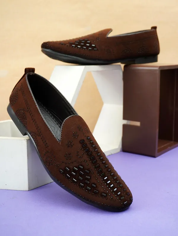 EVICTA_Embroider_party_Wedding_Ethnic_Shoes_For_Men_Jutis_For_Men_partywear_shoes_Party_Wear_For_Men_(Brown_,_8)