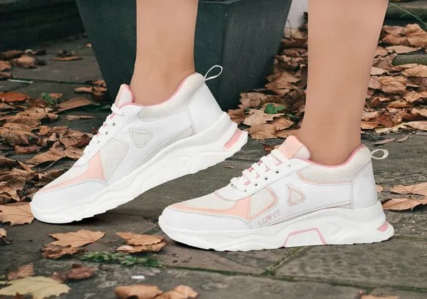 EVICTA_footwear_Women_partywear/_Casual_Running_shoes_Casuals_For_Women_(White,_Pink_,_4)