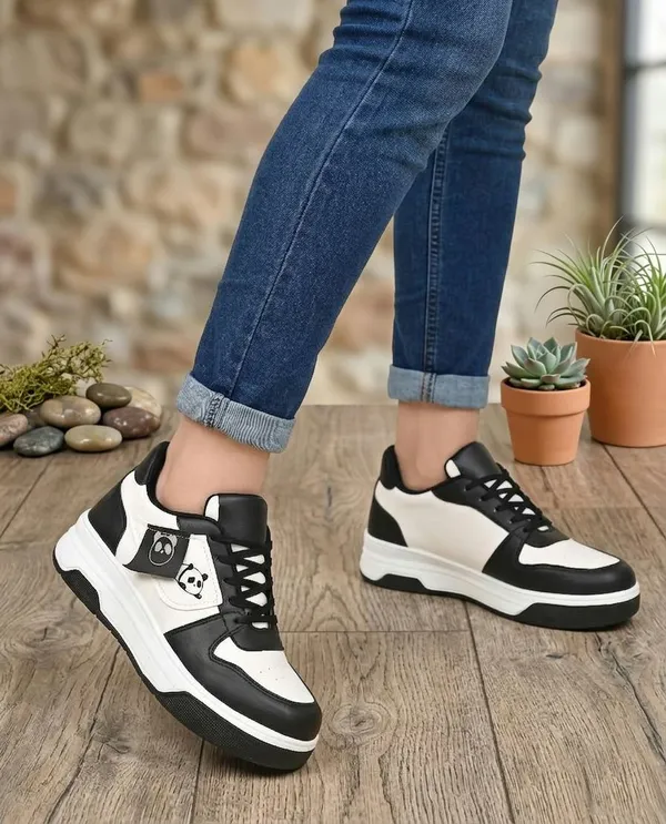 EVICTA_Evicta_footwear_Women_partywear/_Casual_Running_shoes_Casuals_For_Women_(Black,_White_,_5)