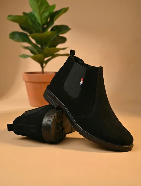 EVICTA_Trendy_Suede_Finish_Chelsea_Boots_for_Men_|_Comfortable_Flat_Heel_Ankle_Shoes_Boots_For_Men_(Black_,_7)