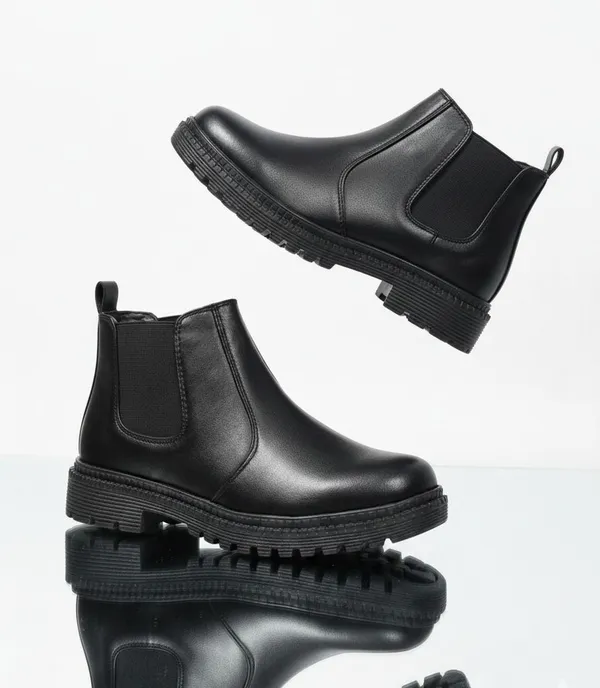 EVICTA_Evicta_synthetic_Leather_Lightweaight_Trendy_Walking_Slip_On_chalsea_boot_Boots_For_Men_(Black_,_9)