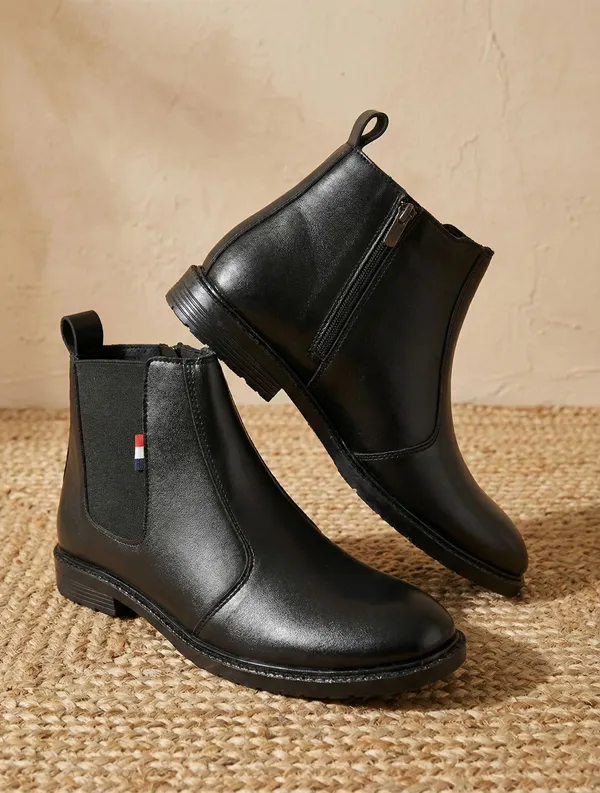 EVICTA_synthetic_Leather_Lightweaight_Trendy_Walking_zip_chalsea_boot_Boots_For_Men_(Black_,_9)