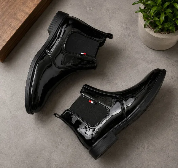 EVICTA_Evicta_Patent_Leather_Lightweaight_Trendy_Walking_zip_chalsea_boot_Boots_For_Men_(Black_,_8)
