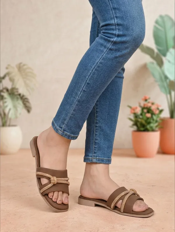 EVICTA_Women_Wedges_(Brown,_Gold_,_6)