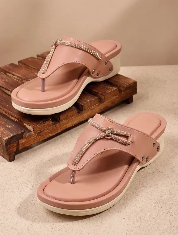 EVICTA_Women_Wedges_(Pink_,_6)