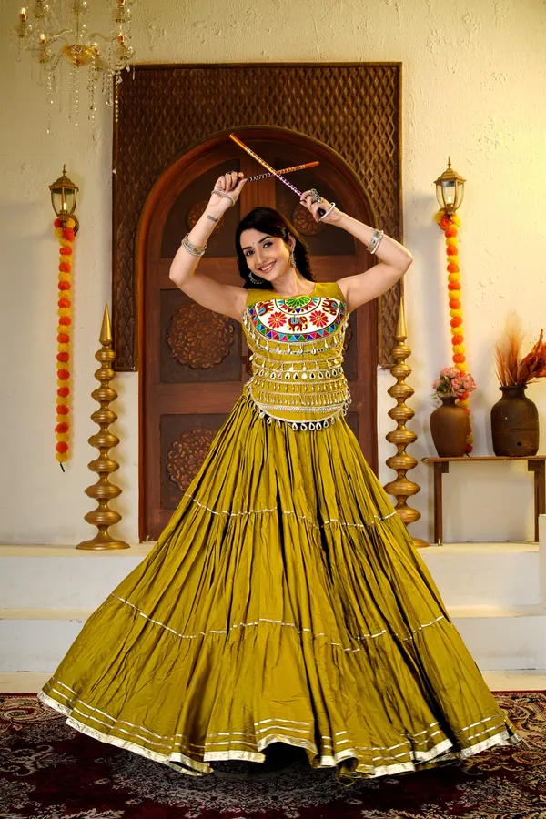 Pure_Cotton_Heavy_Handwork_And_Mirrorwork_Ready_To_Wear_Lehengha_Choli