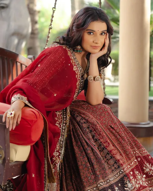 Red_And_Black_Designer_Lehngha_Real_Mirror_Work_With_Dupatta