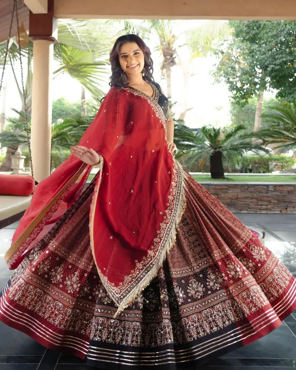 Red_And_Black_Designer_Lehngha_Real_Mirror_Work_With_Dupatta