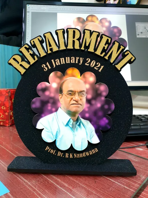 Personalized_Retirement_Photo_Plaque_With_Display_Stand