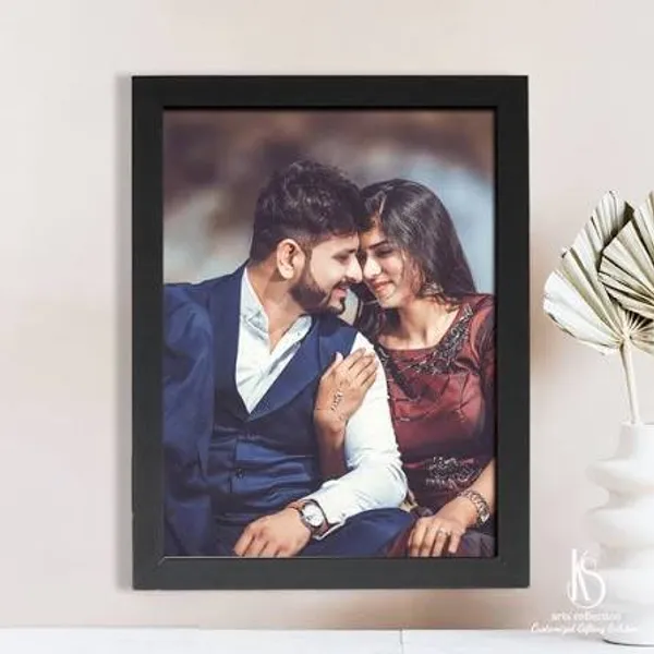 Black_Modern_Couple_Photo_Frame
