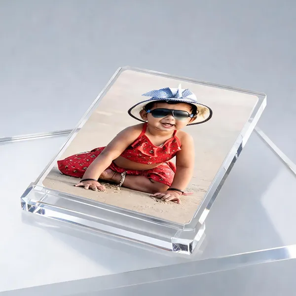 Acrylic_Transparent_Photo_Frame