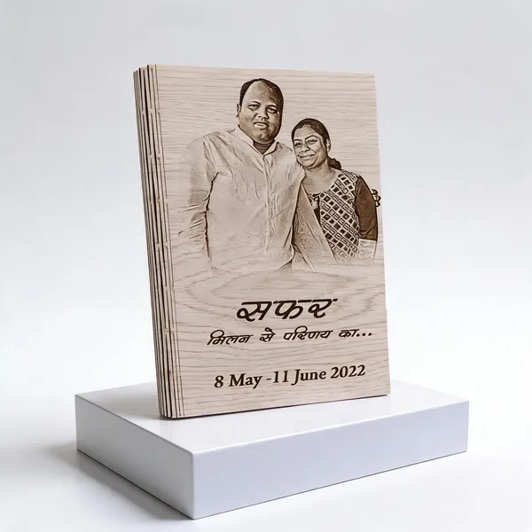Wooden_Engraved_Couple_Photo_Plaque