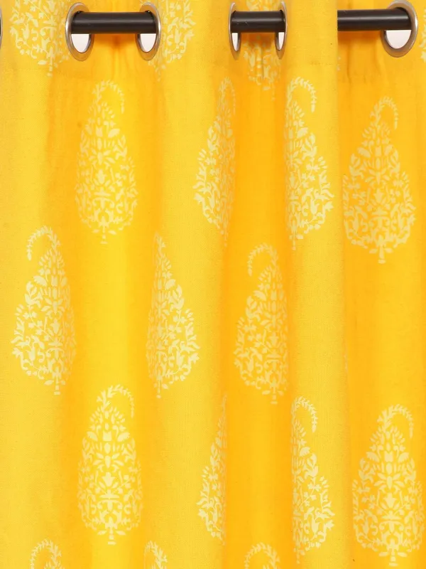 Cotton_Paisley_Grommet_Door_Curtain