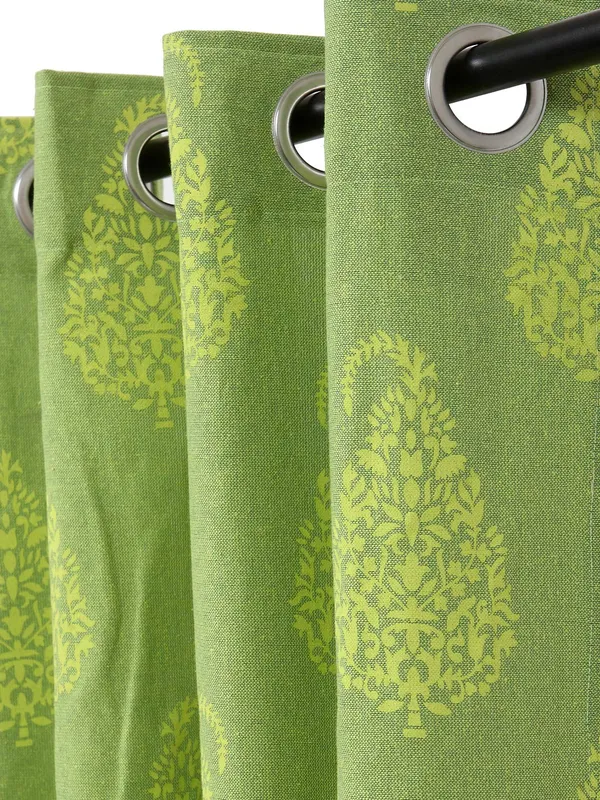 Cotton_Paisley_Eyelet_Door_Curtain