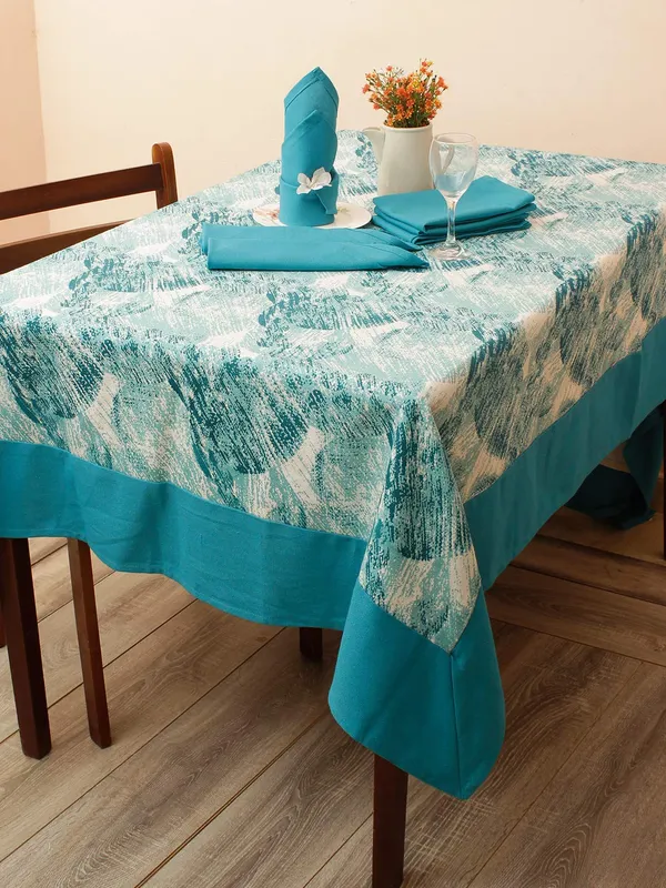 Cotton_Table_Cover_Set_With_Napkins