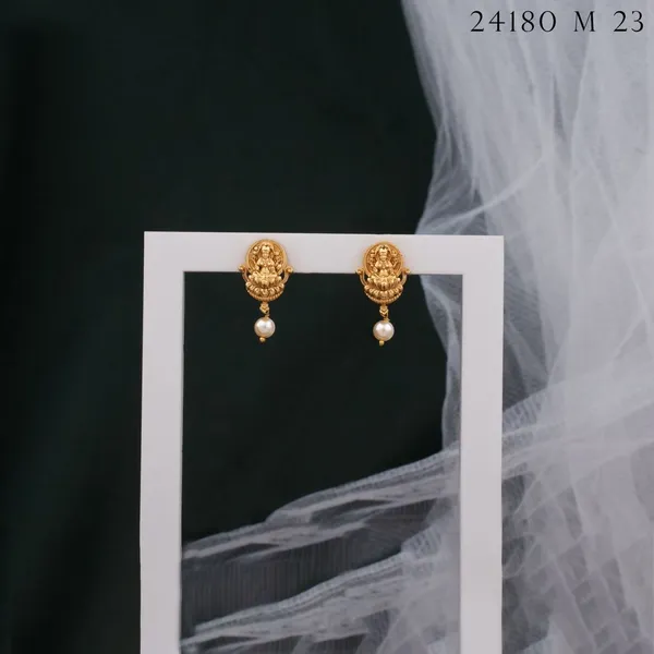 Premium_One_Gram_Ear_Rings_For_Women