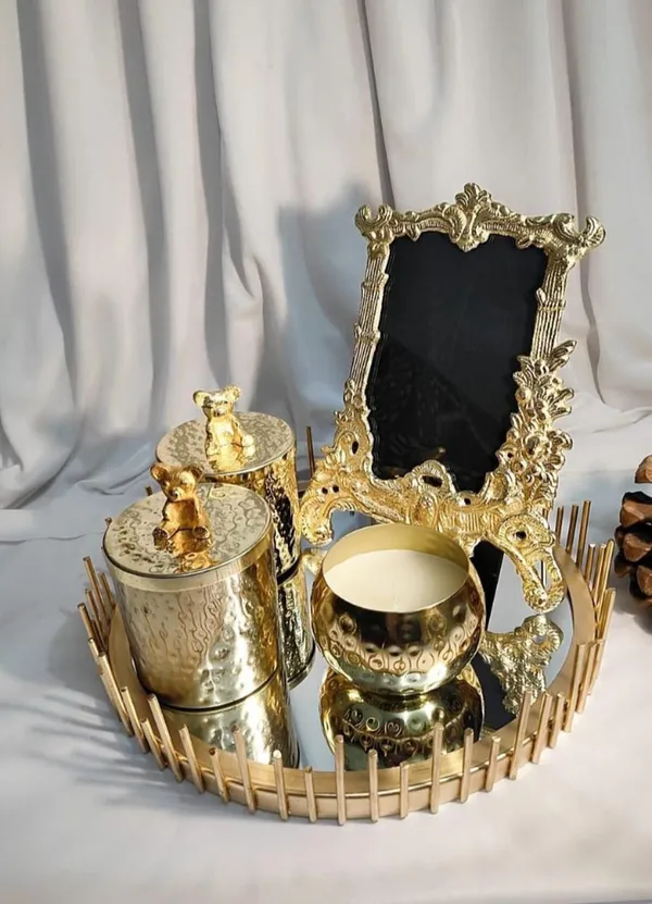Golden_Ornate_Floral_Vanity_Table_Set