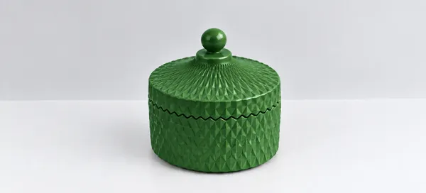 Green_Textured_Decorative_Lidded_Box