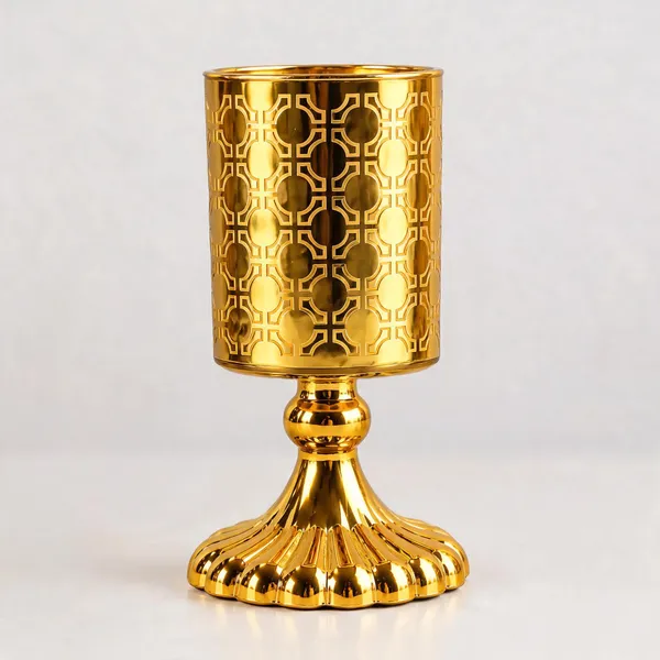 Gold_Glass_Candle_Holder_Set_For_Home_Decor