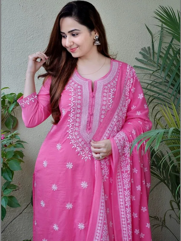 Pink_Rayon_Straight_Printed_Kurta_Set_For_Women