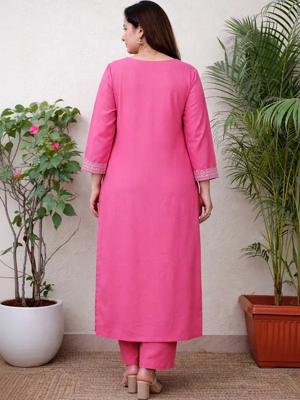 Pink_Rayon_Straight_Printed_Kurta_Set_For_Women