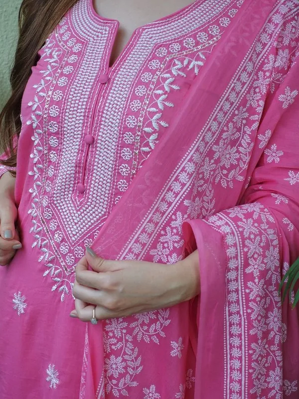 Pink_Rayon_Straight_Printed_Kurta_Set_For_Women