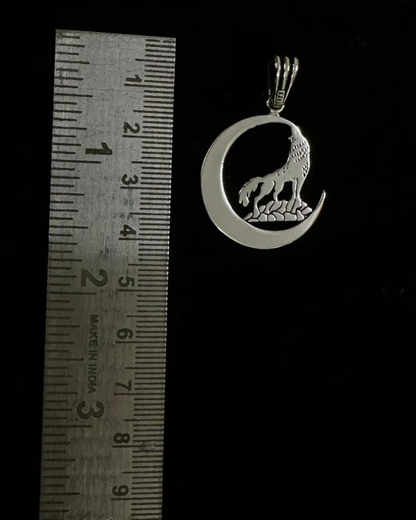 Silver_Midnight_Fox_Pendant_Chain_For_Men