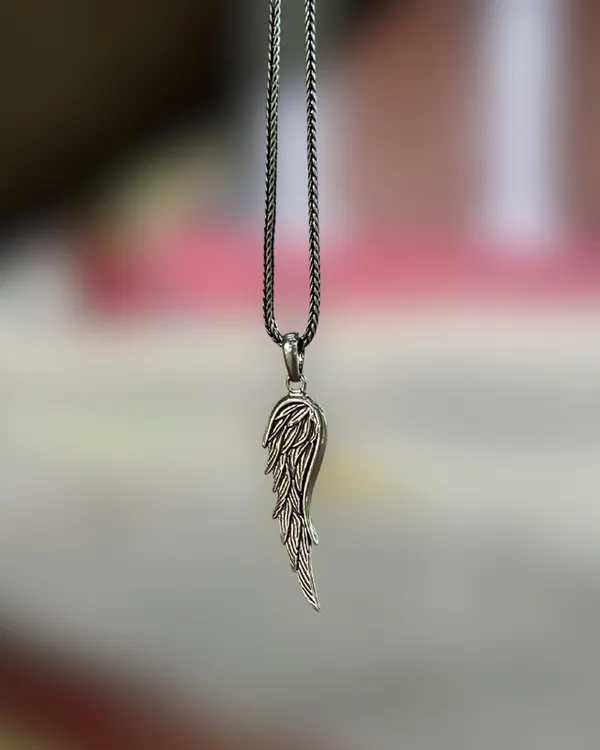 Silver_Dragon_Wings_Pendant_Chain_For_Men