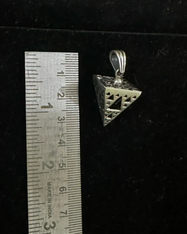 Silver_Sterling_Pyramid_Pendant_Chain_For_Men