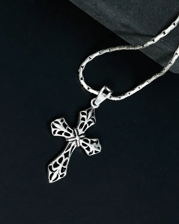 Silver_Sterling_Jesus_Pendant_Chain_For_Men