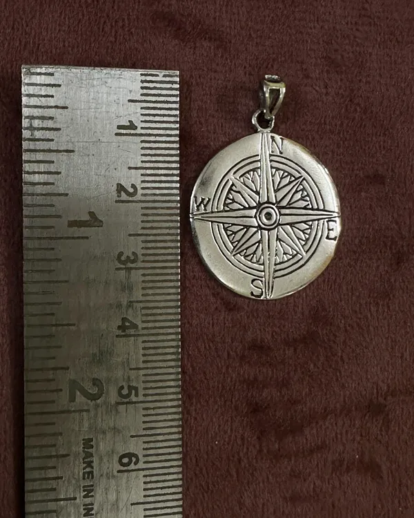 Silver_Sterling_Compass_Pendant_Chain_For_Men