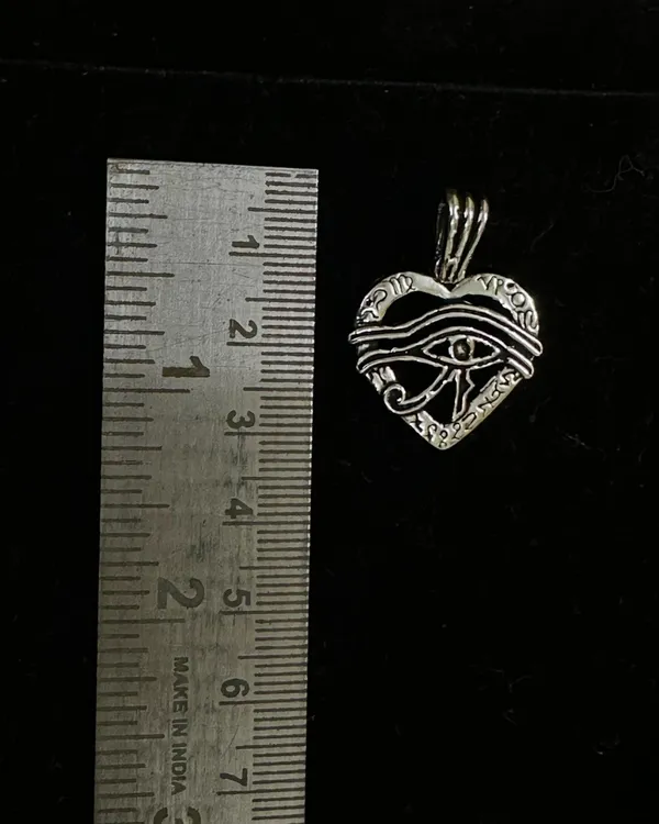 Silver_Sterling_Evil_Heart_Pendant_Chain_For_Men