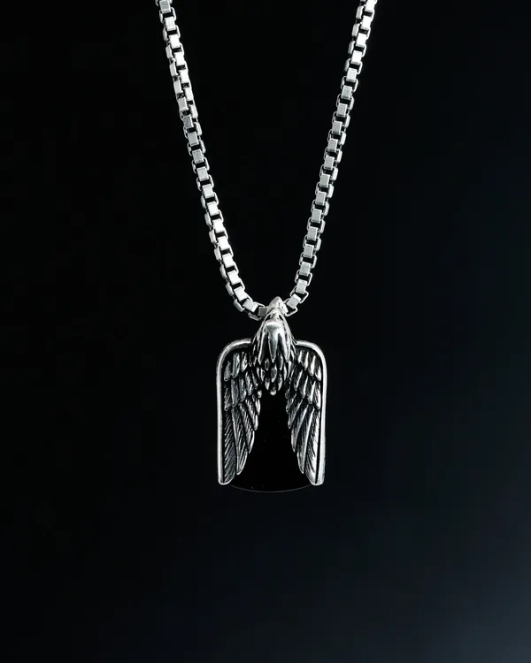 Silver_Onyx_Eagle_Pendant_Chain_For_Men