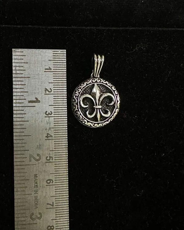 Silver_Marcasite_Pendant_Chain_For_Men