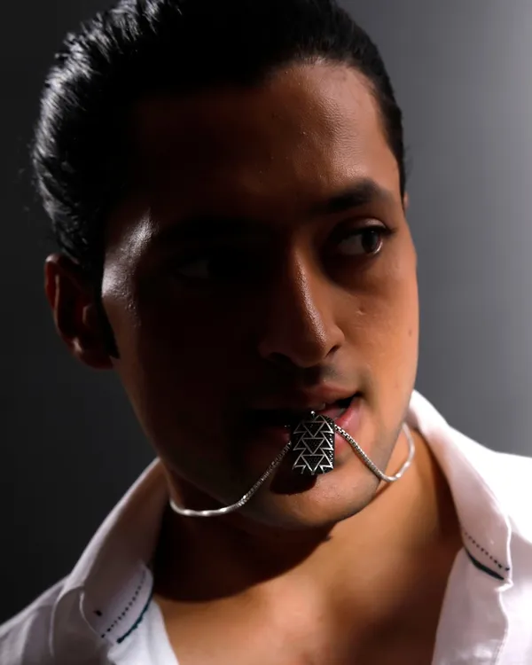 Silver_Sterling_Geometric_Pendant_Chain_For_Men