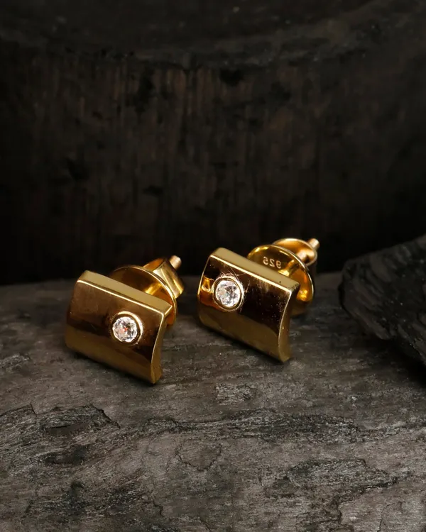 Golden_Sterling_Curved_Diamond_Studs_For_Men