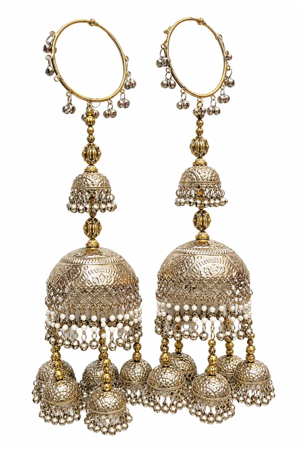 Silver_Metal_Jhumka_Earrings_For_Women