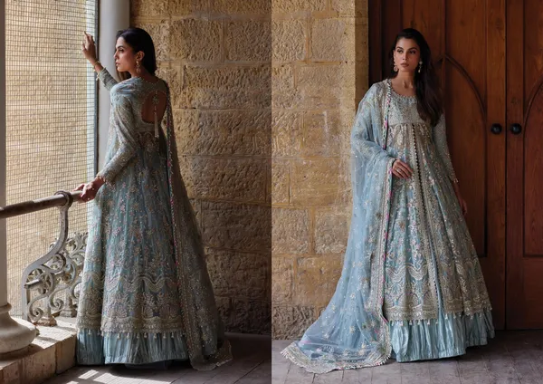 Blue_Embroidered_Lehenga_Set_for_Women