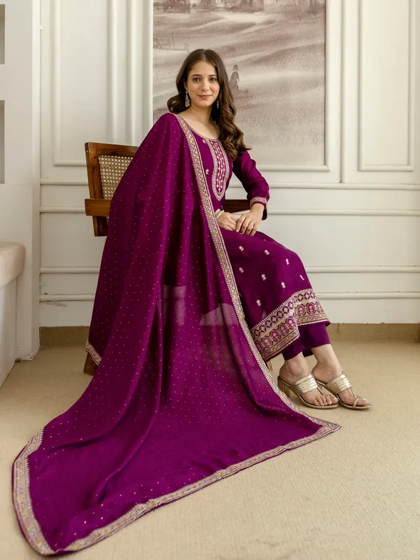 Purple_Art_Silk_Straight_Embroidery_Sequence_Kurta_Pant_Set_With_Dupatta_For_Women