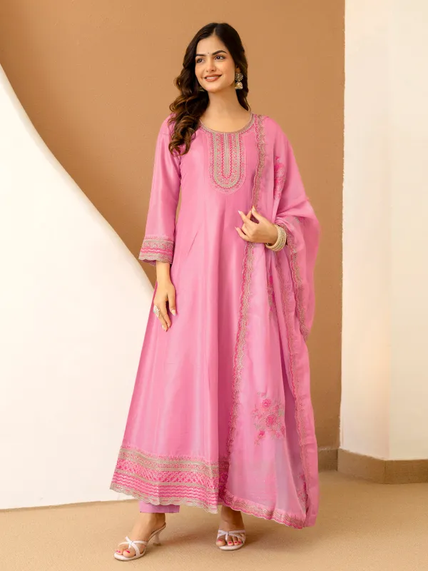 Light_Pink_Art_Silk_Embroidery_Straight_Kurta_Pant_Set_With_Dupatta_For_Women