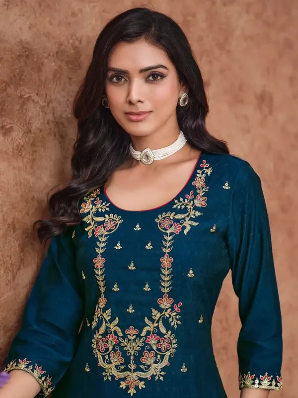 Morpeach_Cotton_Silk_Embroidery_Sequence_Work_Kurta_Pant_Dupatta_Set_For_Women