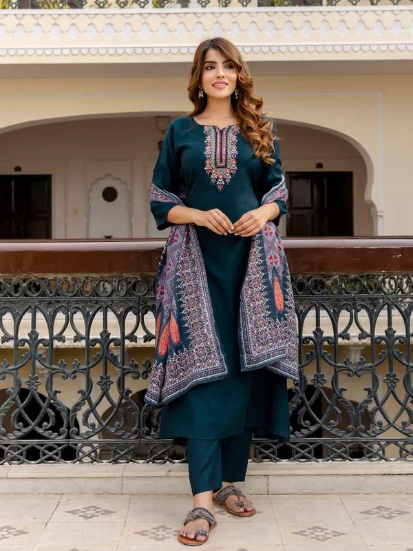 Morpeach_Art_Silk_Embroidery_Anarkali_Kurta_Pant_with_Dupatta_Set